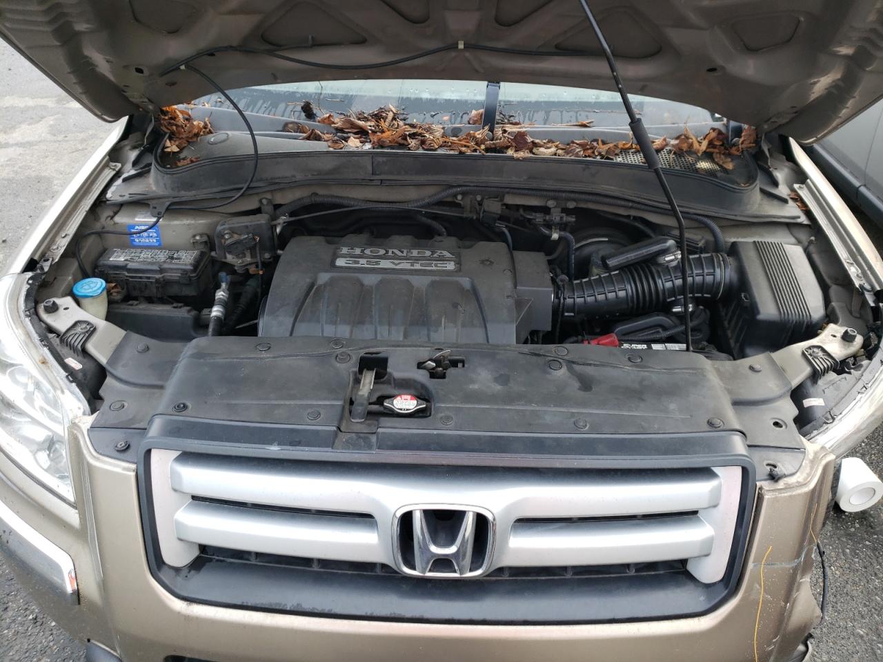 Photo 7 from auction – 2006 HONDA PILOT EX with VIN 2HKYF18736H525042