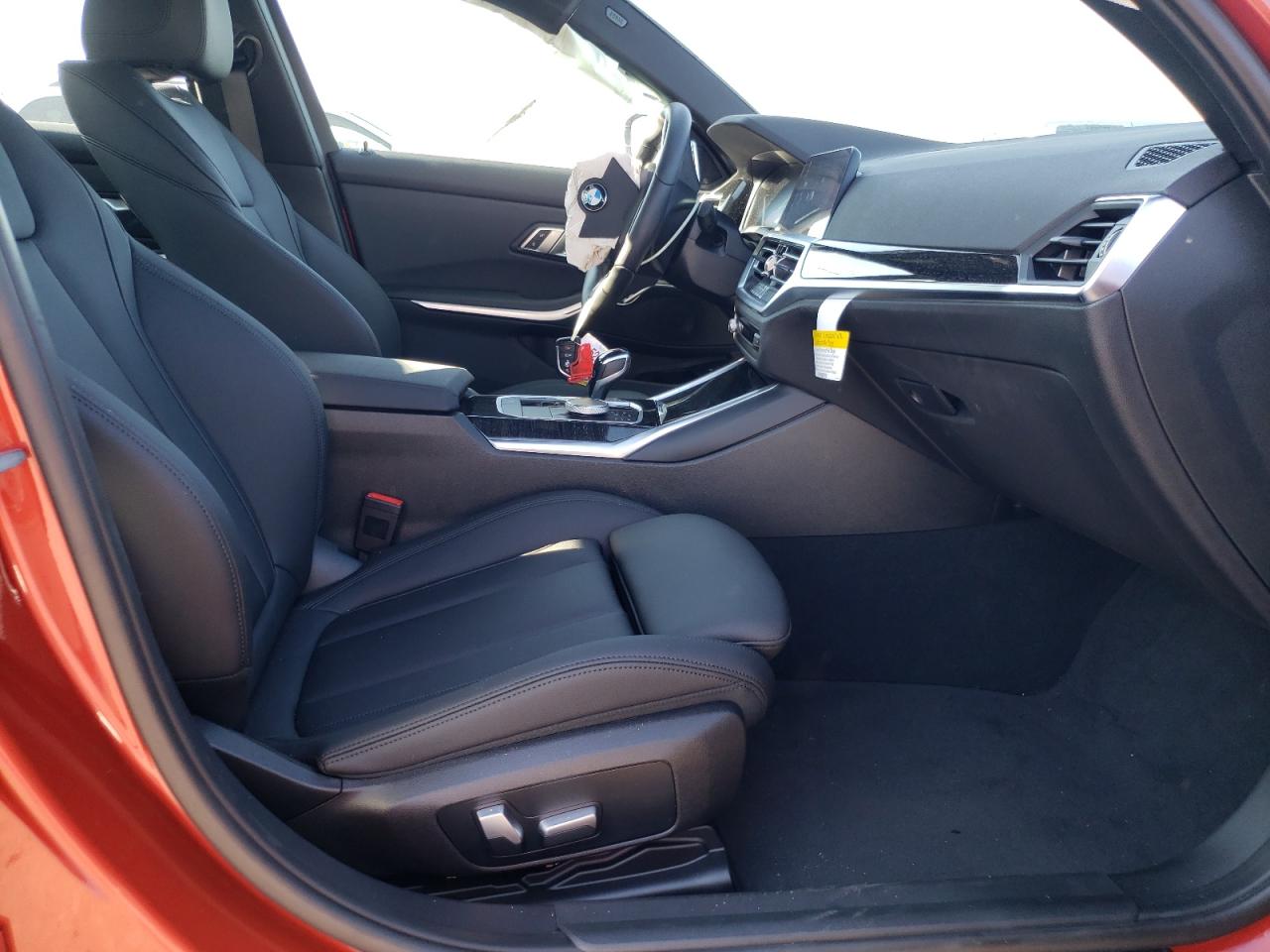 Photo 5 from auction – 2021 BMW 330I with VIN 3MW5R1J01M8C18702