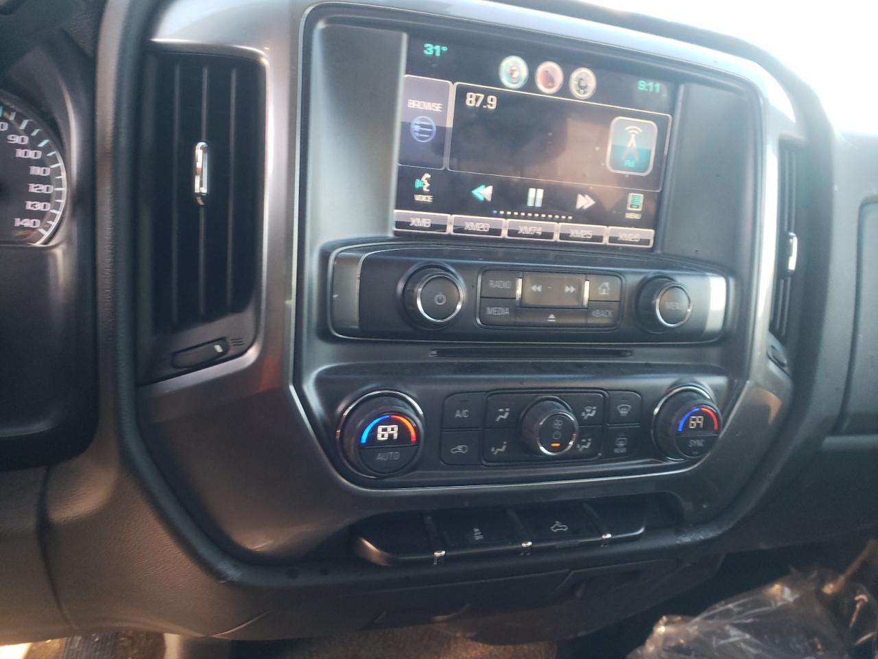 Photo 9 from auction – 2014 CHEVROLET SILVERADO with VIN 1GCVKREC2EZ406078