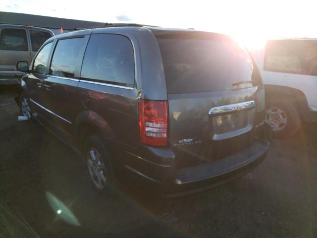 Photo 3 from auction – 2010 CHRYSLER TOWN & COU with VIN 2A4RR5D17AR226549