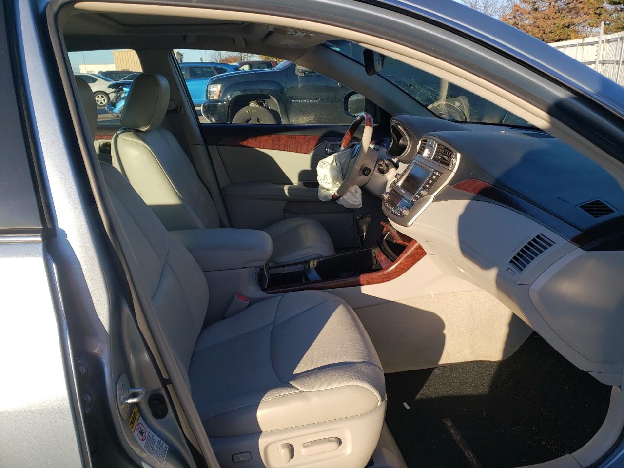 Photo 5 from auction – 2011 TOYOTA AVALON BAS with VIN 4T1BK3DB7BU416084