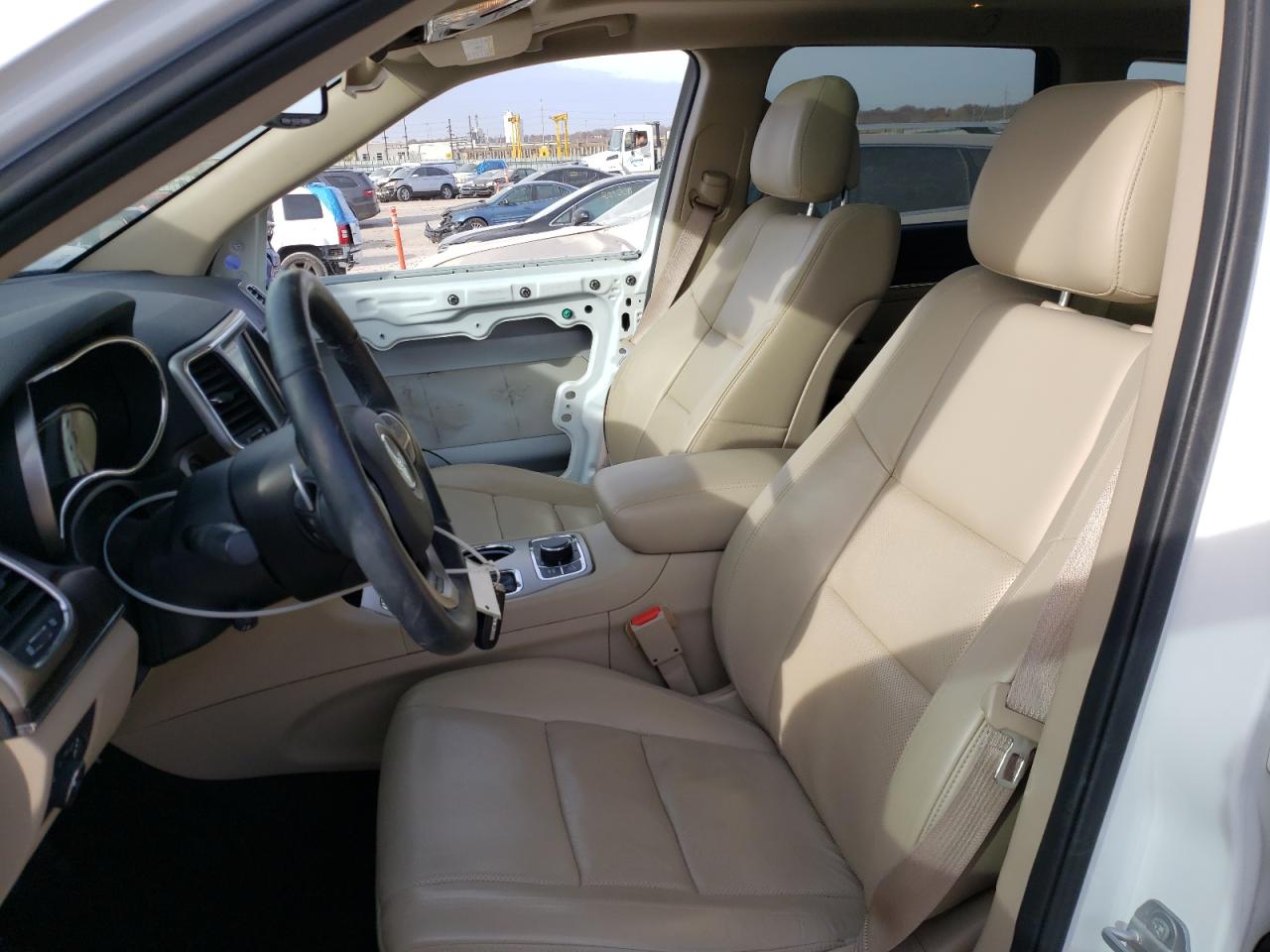 Photo 5 from auction – 2017 JEEP GRAND CHER with VIN 1C4RJFBG0HC785874