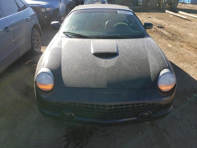 Photo 9 from auction – 2002 FORD THUNDERBIR with VIN 1FAHP60A12Y110995