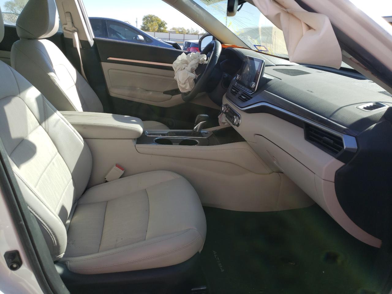 Photo 5 from auction – 2020 NISSAN ALTIMA PLA with VIN 1N4BL4FV1LN304753