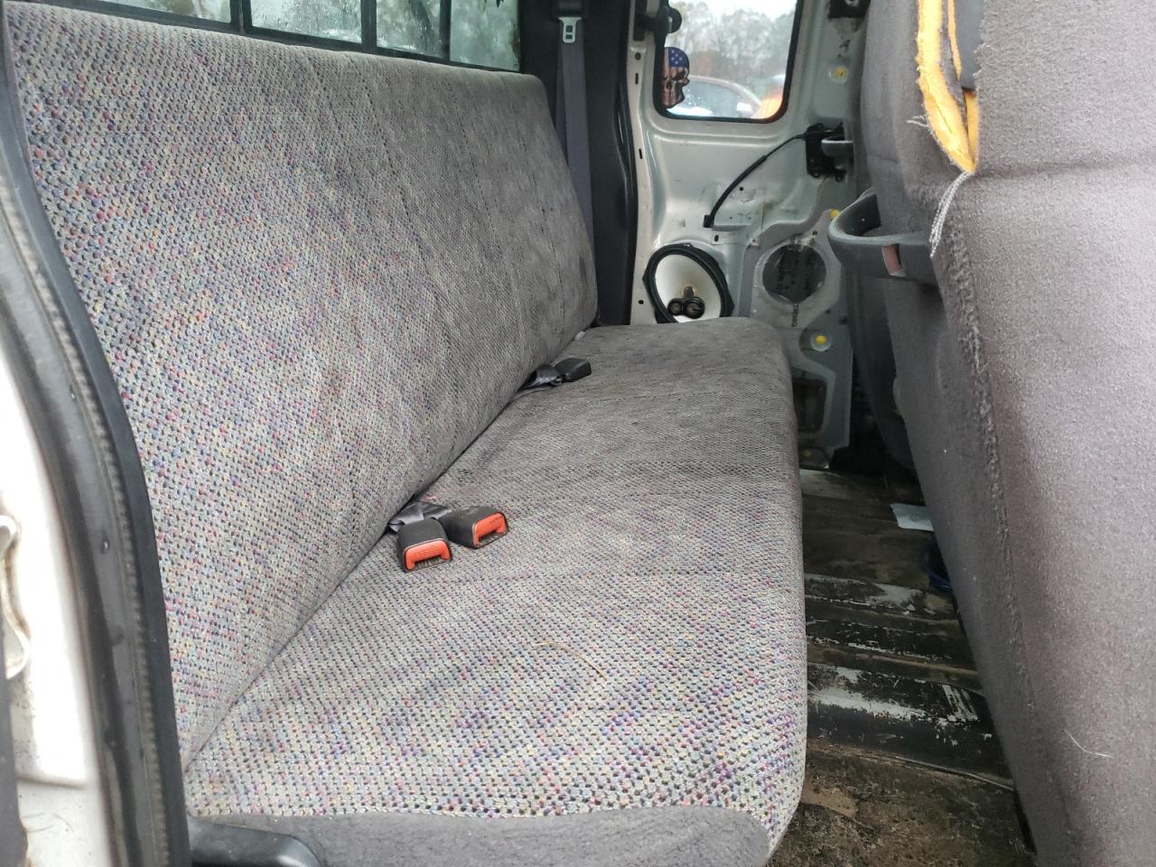 Photo 6 from auction – 1999 DODGE RAM 2500 with VIN 3B7KF23W5XG200400