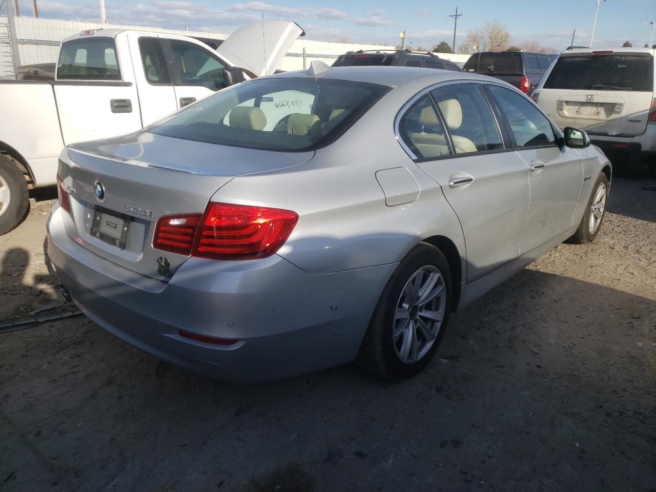 Photo 4 from auction – 2016 BMW 528 XI with VIN WBA5A7C5XGG642680