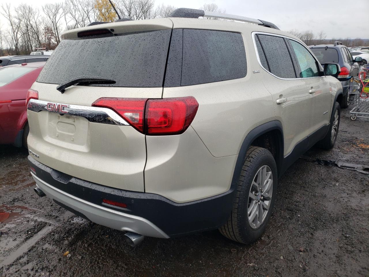 Photo 4 from auction – 2017 GMC ACADIA SLE with VIN 1GKKNLLS4HZ183438