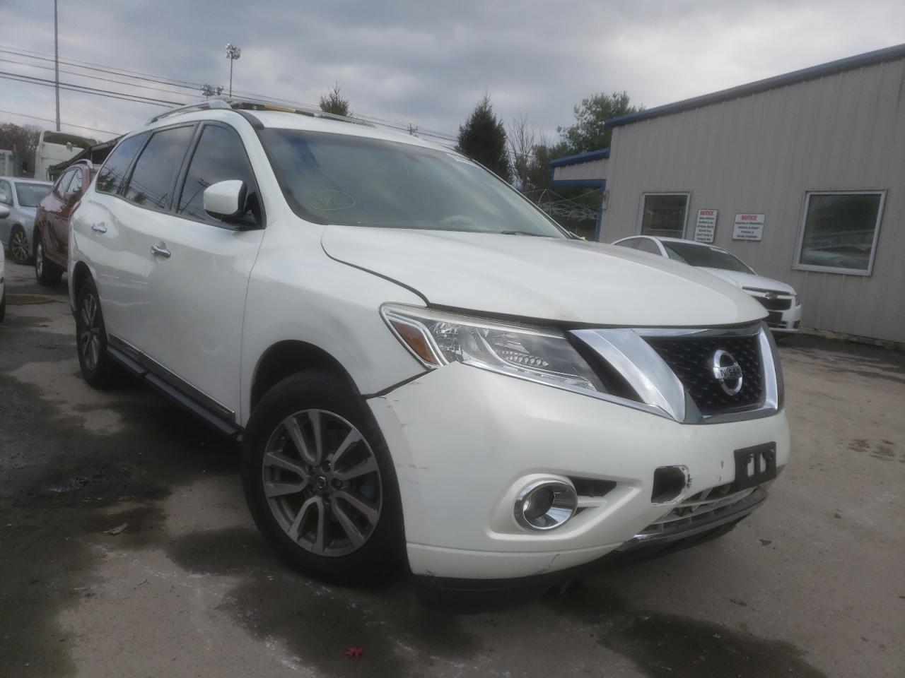 NISSAN PATHFINDER 2013 with VIN 5N1AR2MM3DC611045 - Photo from auction