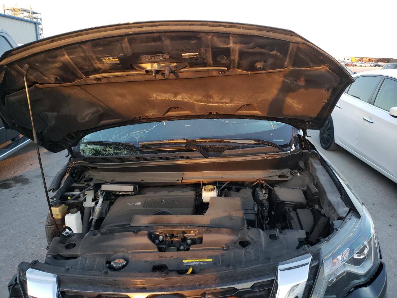 Photo 7 from auction – 2019 NISSAN PATHFINDER with VIN 5N1DR2MN2KC646517