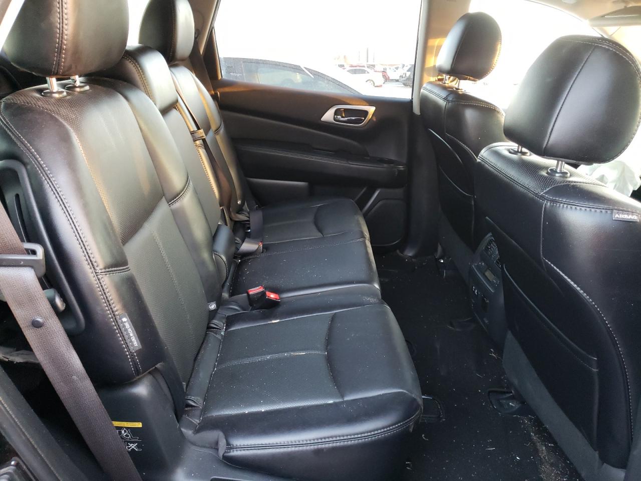 Photo 6 from auction – 2019 NISSAN PATHFINDER with VIN 5N1DR2MN2KC646517