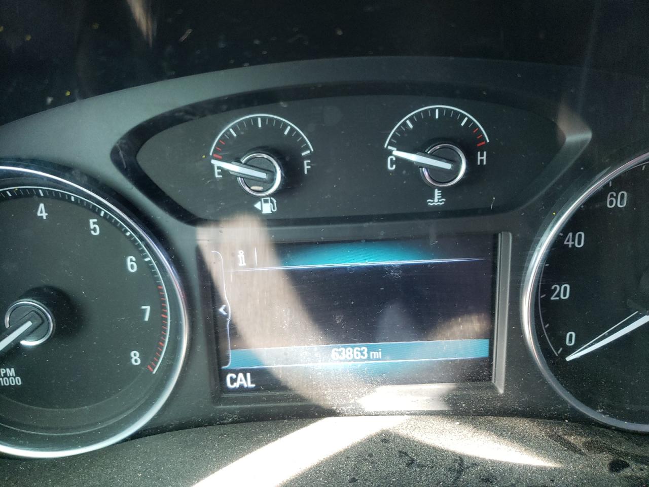 Photo 8 from auction – 2018 BUICK ENCLAVE ES with VIN 5GAEVAKW2JJ261447