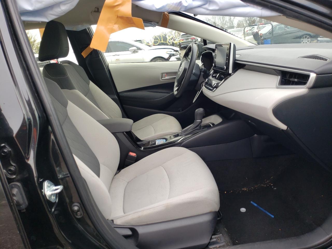 Photo 5 from auction – 2020 TOYOTA COROLLA LE with VIN JTDEPRAE6LJ047807