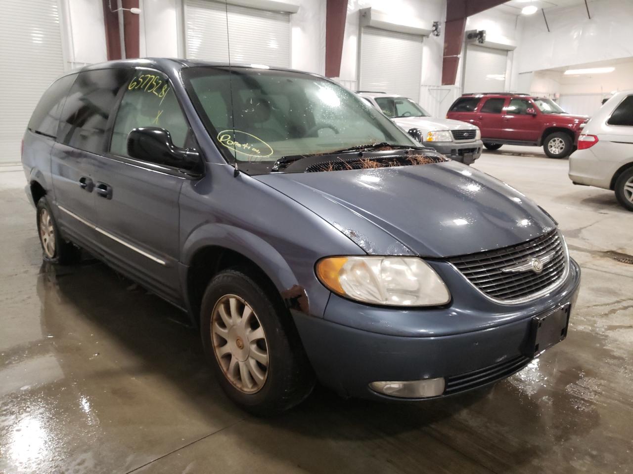 CHRYSLER TOWN & CTY 2002 with VIN 2C4GP54L72R540756 - Photo from auction