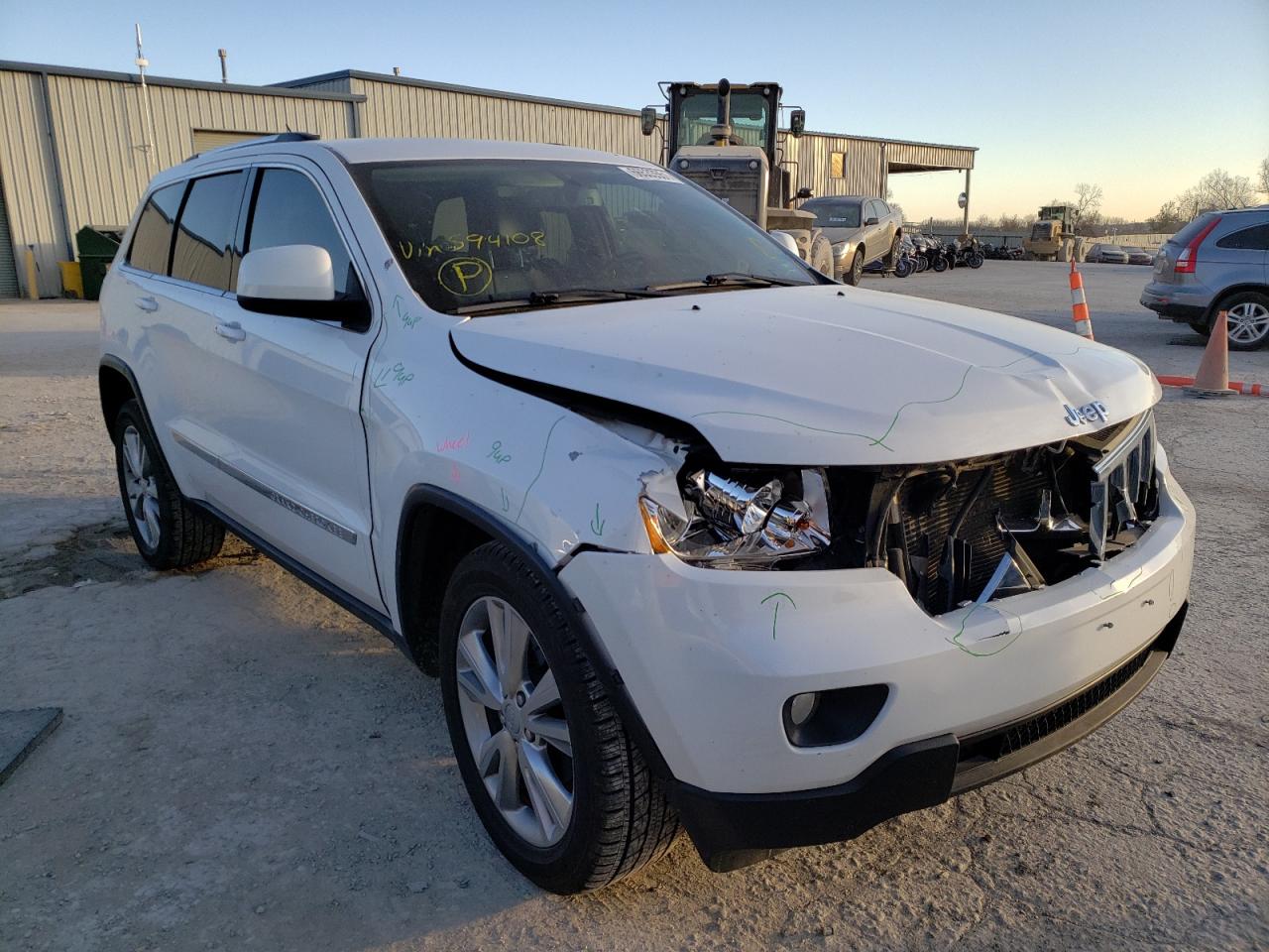 Photo 1 from auction – 2013 JEEP GRAND CHER with VIN 1C4RJFAT0DC594108