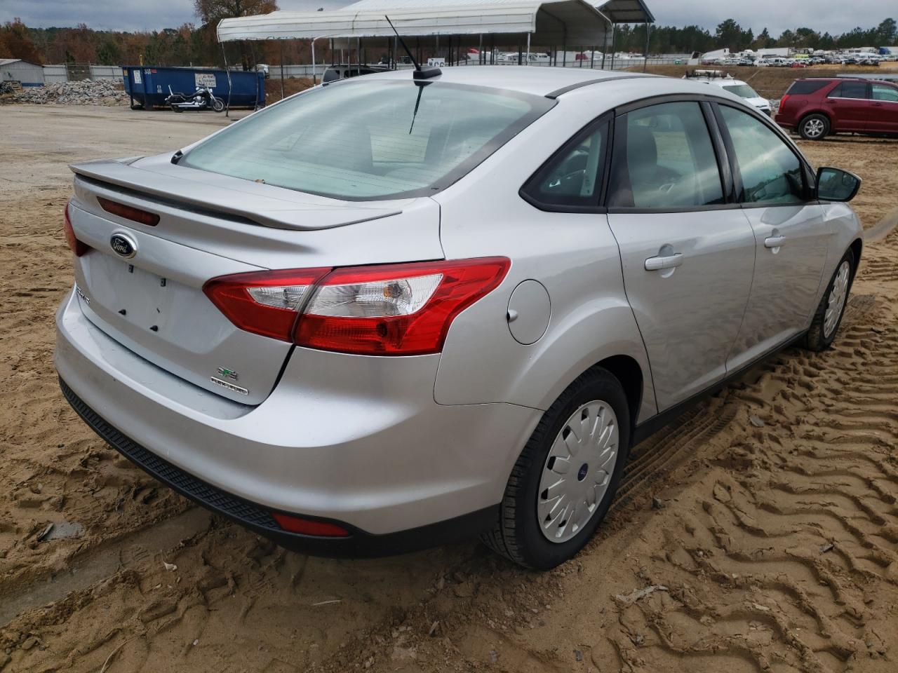 Фото 4 с аукциона – 2014 FORD FOCUS SE с VIN 1FADP3F28EL393815