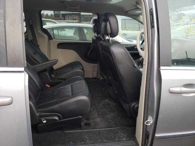 Photo 6 from auction – 2016 CHRYSLER TOWN & COU with VIN 2C4RC1BG6GR292073