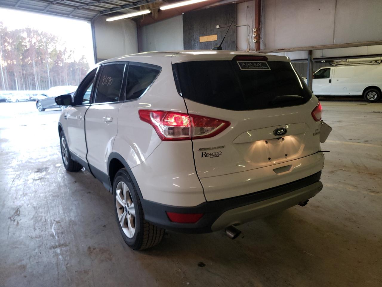 Photo 3 from auction – 2014 FORD ESCAPE SE with VIN 1FMCU0GX7EUB02525