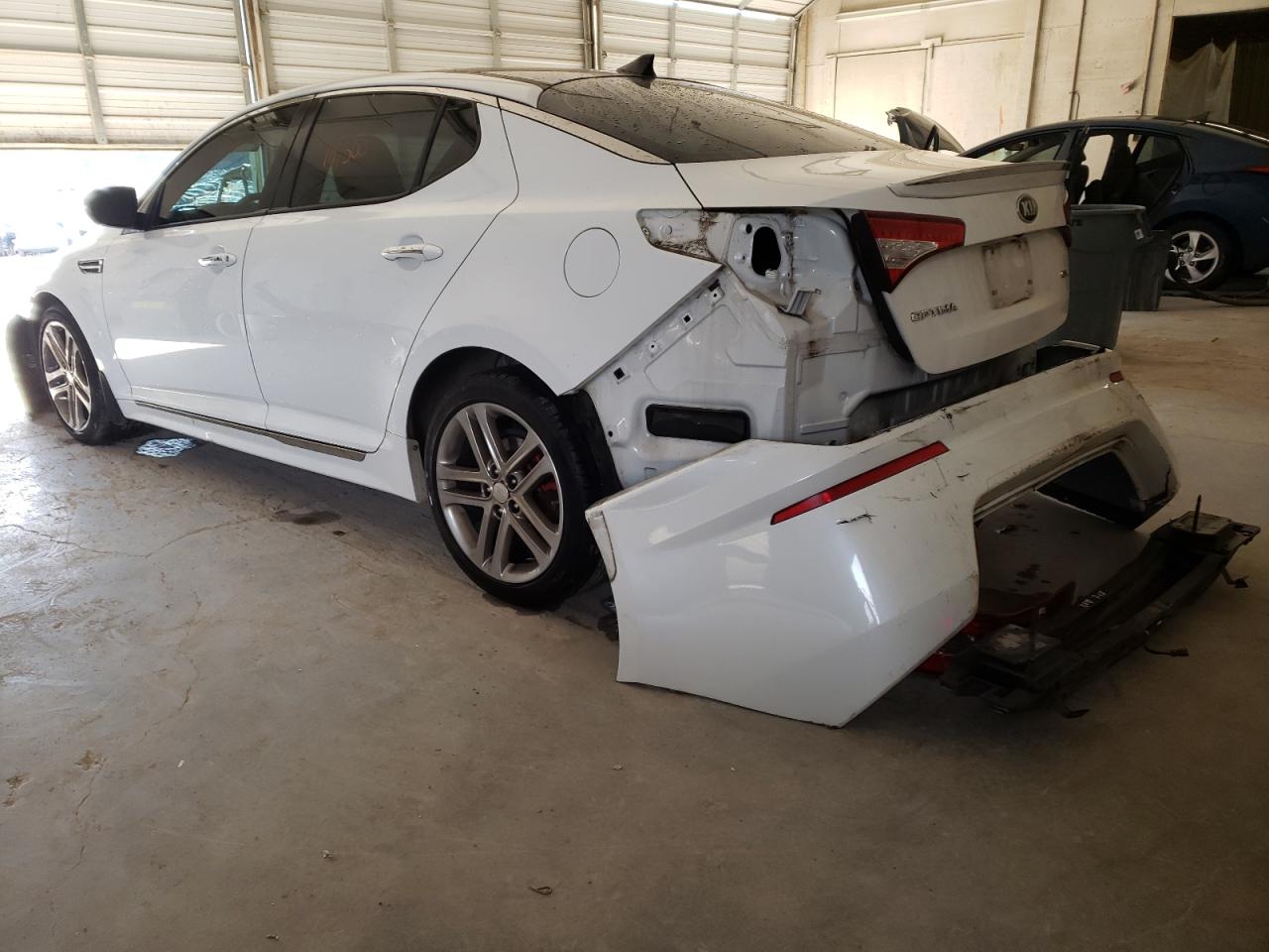 Photo 3 from auction – 2013 KIA OPTIMA SX with VIN 5XXGR4A60DG108959