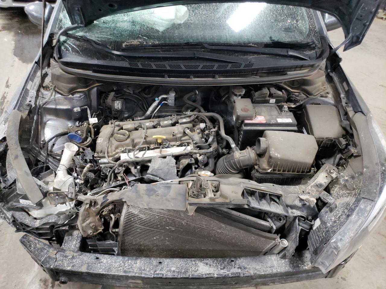 Photo 7 from auction – 2017 KIA FORTE LX with VIN 3KPFL4A7XHE012826