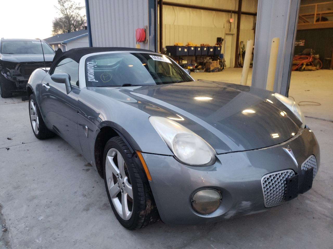 PONTIAC SOLSTICE 2007 with VIN 1G2MB35B77Y108641 - Photo from auction