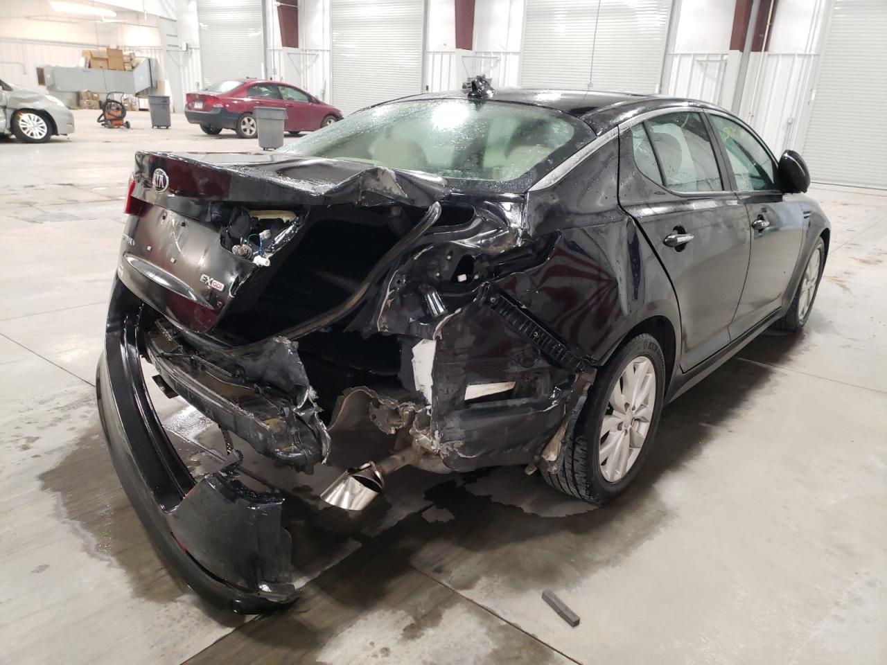 Photo 4 from auction – 2015 KIA OPTIMA EX with VIN 5XXGN4A70FG401204