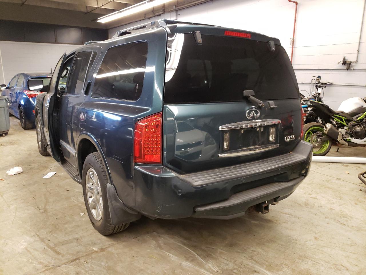 Photo 3 from auction – 2004 INFINITI QX56 with VIN 5N3AA08C74N802184