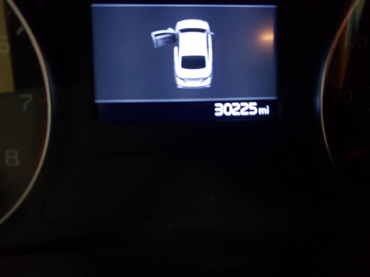 Photo 8 from auction – 2019 KIA FORTE FE with VIN 3KPF24AD1KE011791