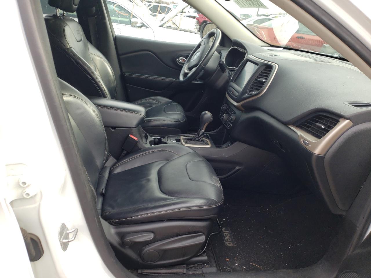 Photo 5 from auction – 2014 JEEP CHEROKEE L with VIN 1C4PJLDS8EW104040