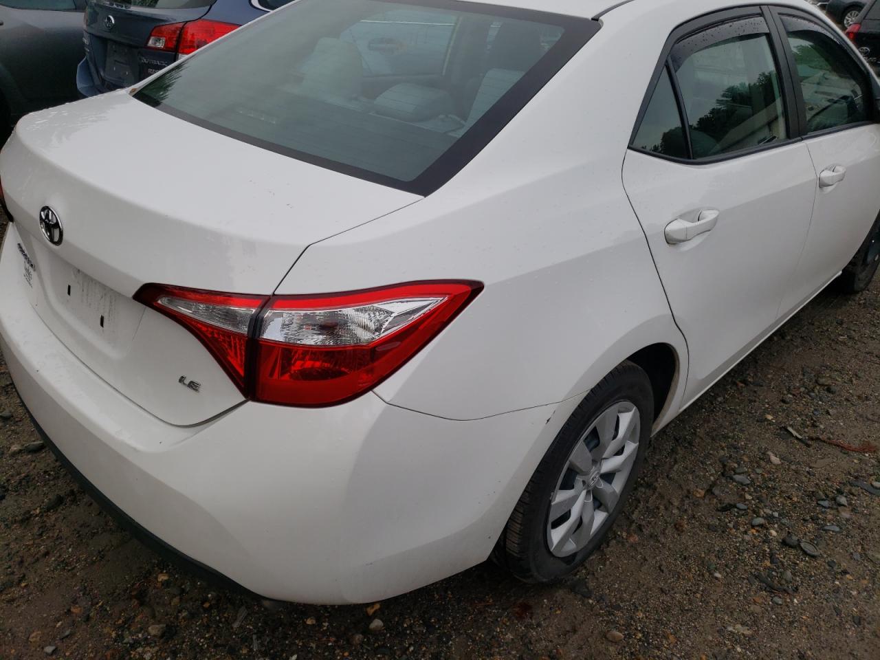 Photo 4 from auction – 2016 TOYOTA COROLLA with VIN 2T1BURHE1GC646729