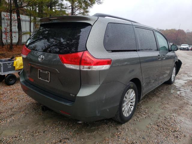 Photo 4 from auction – 2011 TOYOTA SIENNA XLE with VIN 5TDYK3DC9BS090929