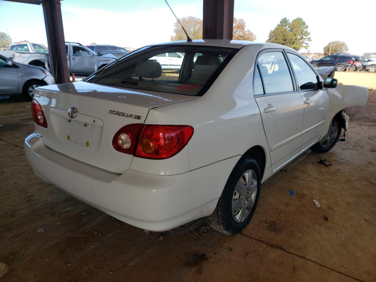 Foto 4 de la subasta – 2003 TOYOTA COROLLA CE con VIN JTDBR32E230036592