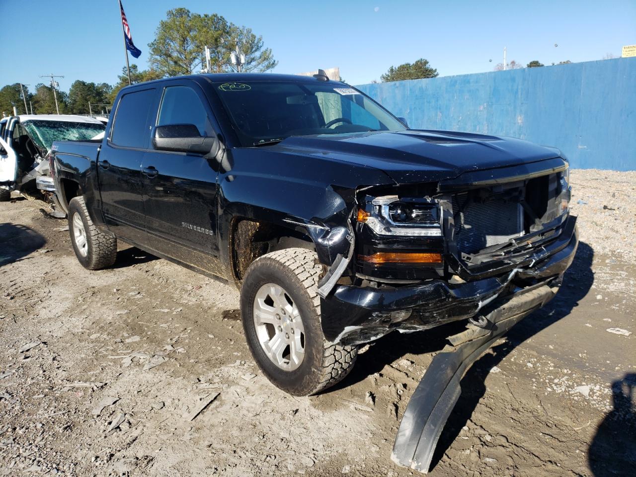CHEVROLET SILVERADO 2016 with VIN 3GCUKREC5GG326871 - Photo from auction