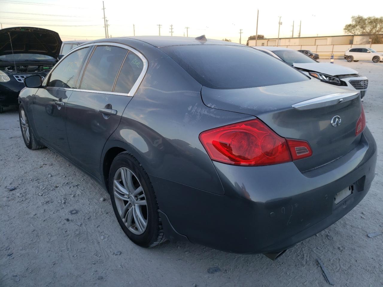 Photo 3 from auction – 2010 INFINITI G37 BASE with VIN JN1CV6AP3AM403464