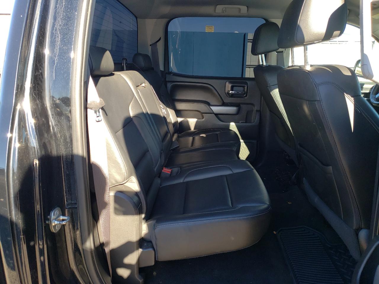 Photo 6 from auction – 2016 CHEVROLET SILVERADO with VIN 3GCUKREC5GG326871