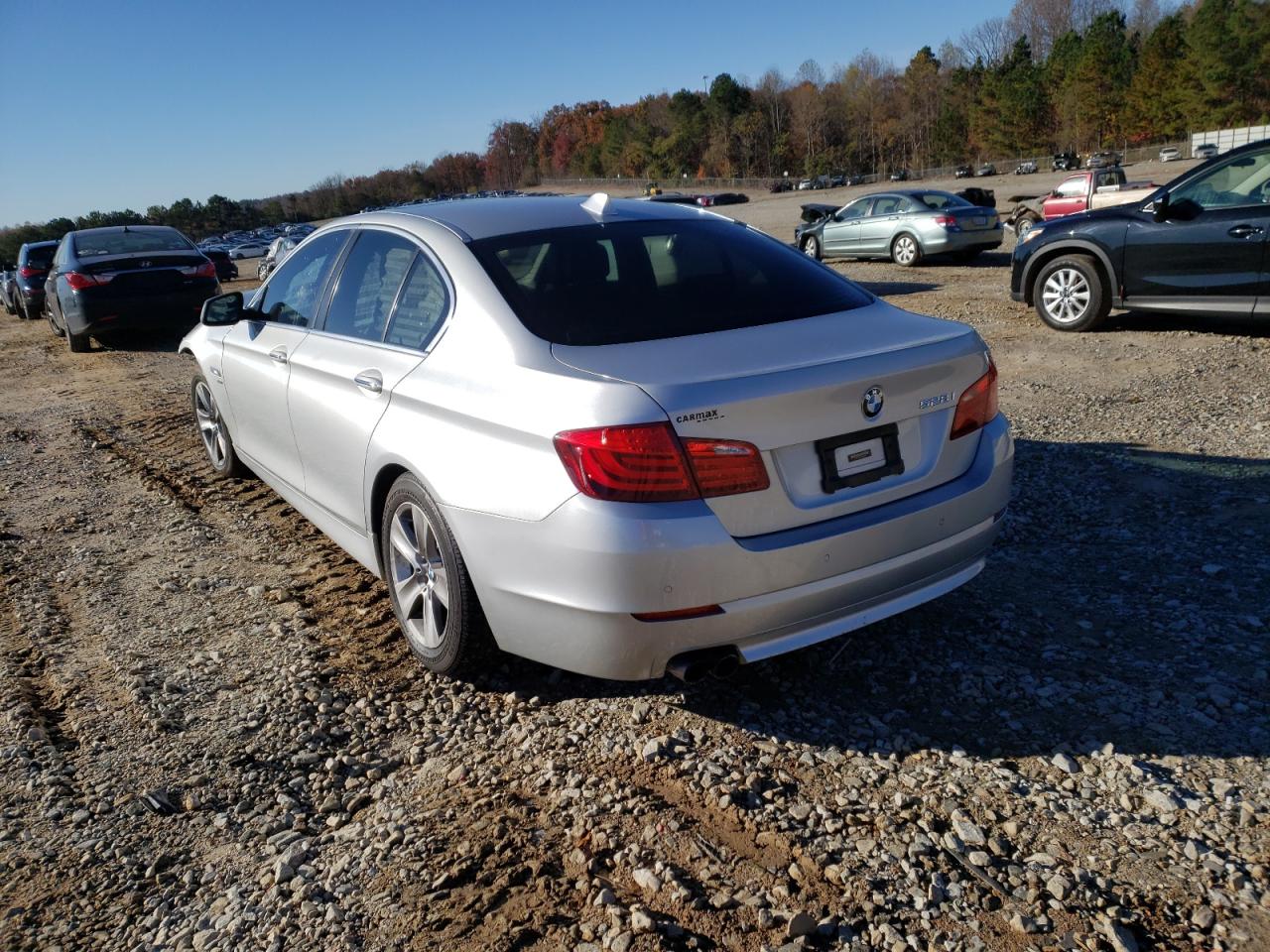 Фото 3 с аукциона – 2012 BMW 528 XI с VIN WBAXH5C57CDW06580
