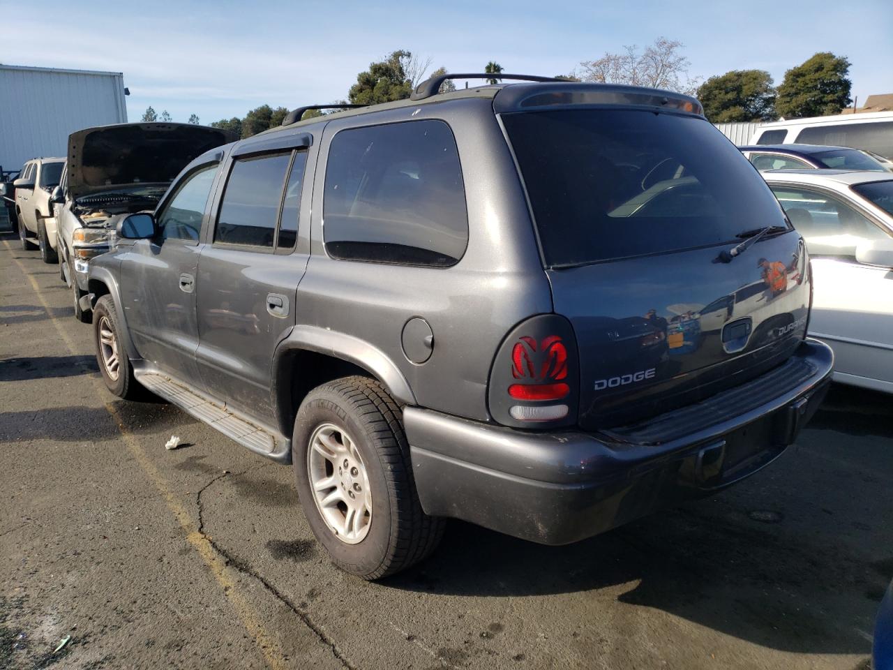 Photo 3 from auction – 2002 DODGE DURANGO SP with VIN 1B4HR38N22F118753