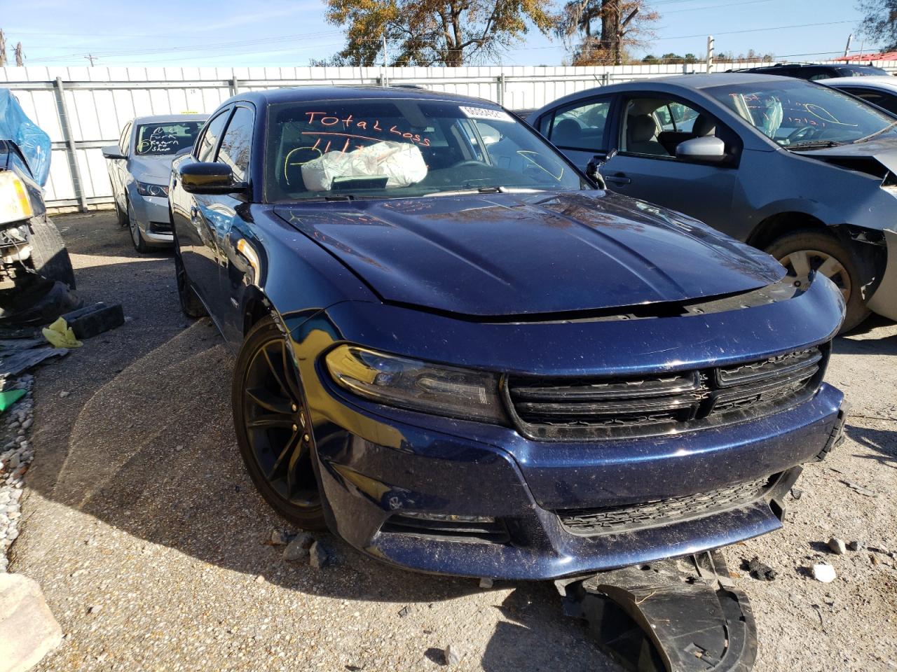 DODGE CHARGER R/ 2017 with VIN 2C3CDXCT2HH576572 - Photo from auction