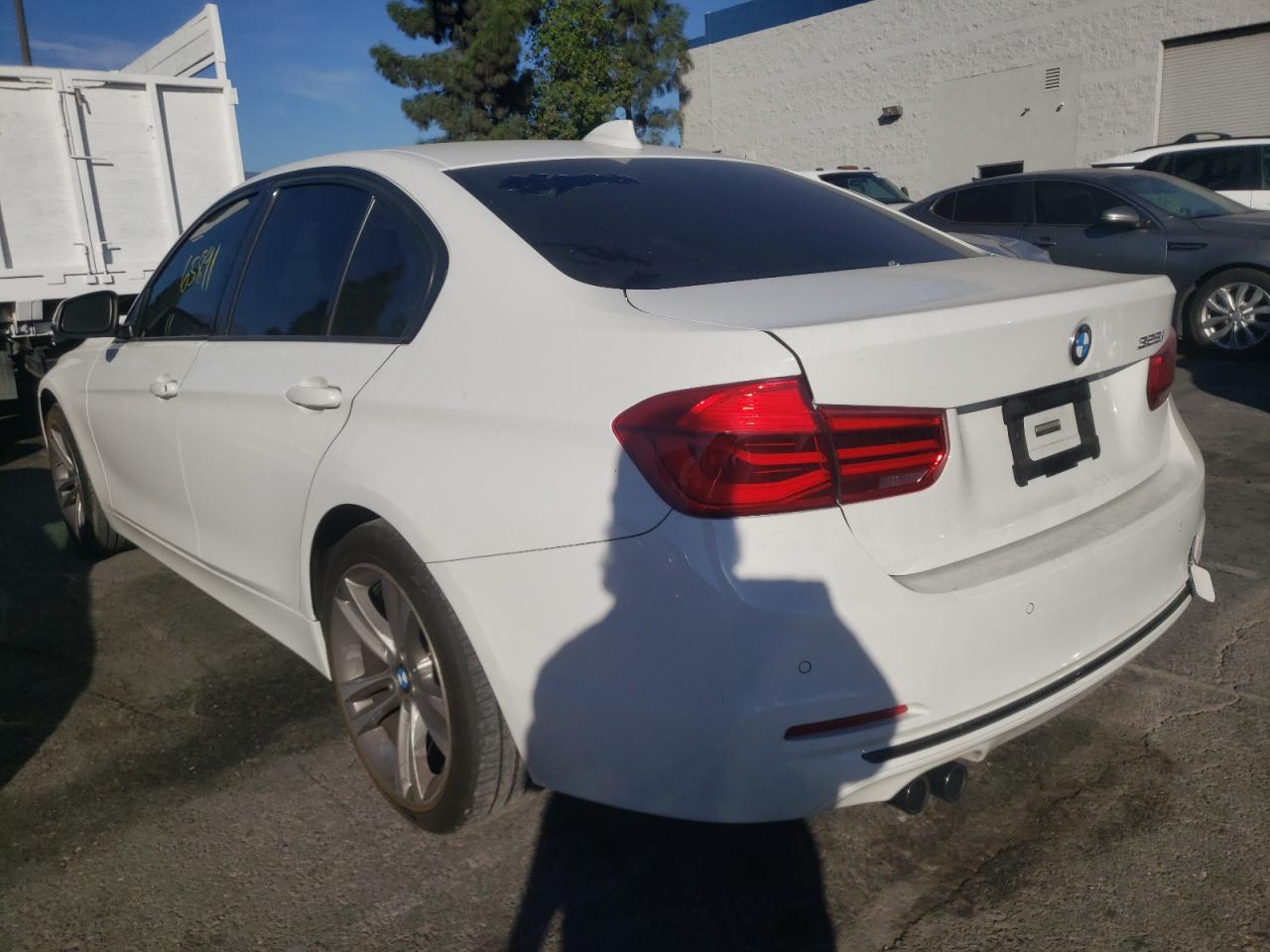 Photo 3 from auction – 2016 BMW 328 I SULE with VIN WBA8E9G55GNT83647