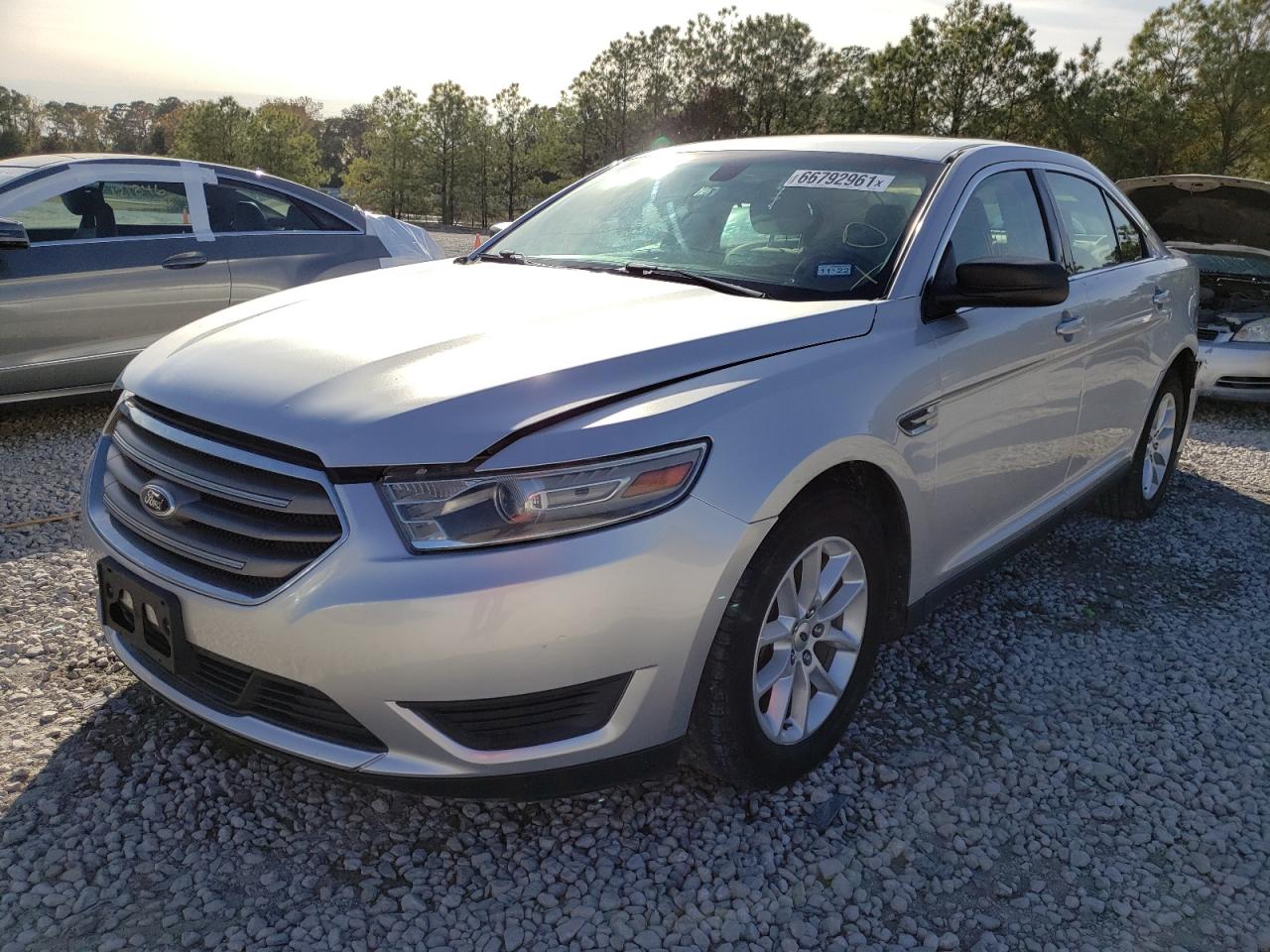 Photo 2 from auction – 2014 FORD TAURUS SE with VIN 1FAHP2D82EG119439