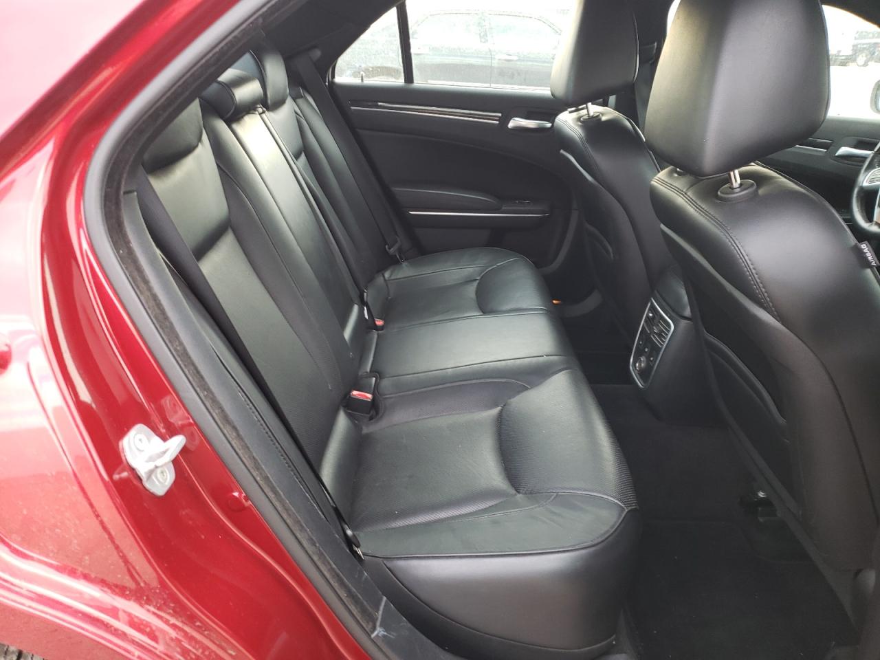 Photo 6 from auction – 2013 CHRYSLER 300C with VIN 2C3CCAKT0DH569406