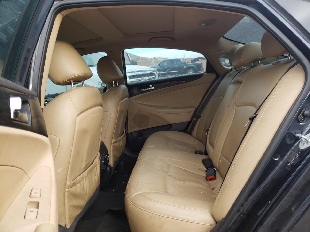 Photo 6 from auction – 2013 HYUNDAI SONATA SE with VIN 5NPEC4AB2DH777762