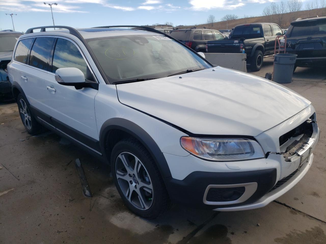 VOLVO XC70 T6 2013 with VIN YV4902BZ5D1166879 - Photo from auction