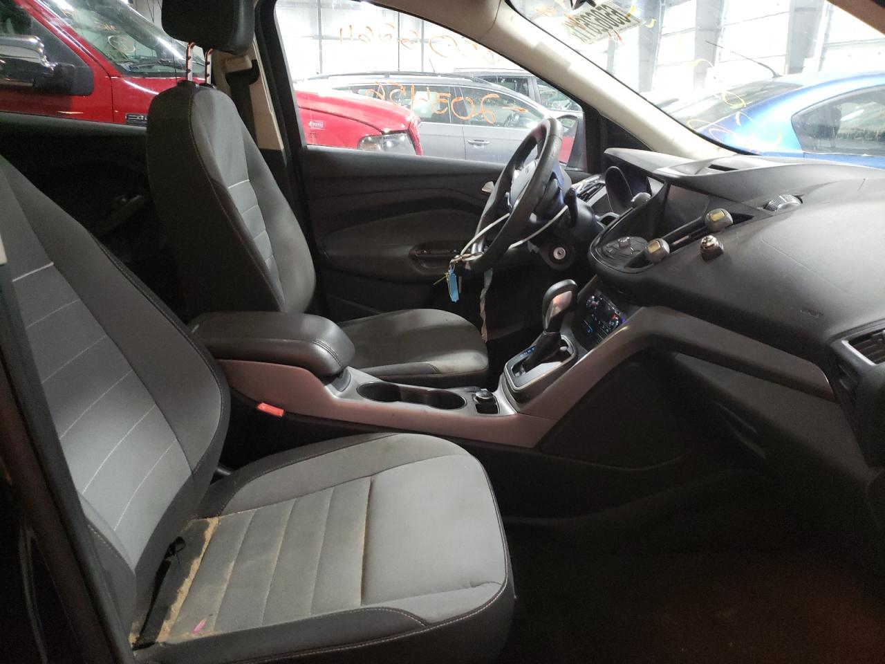 Photo 5 from auction – 2013 FORD ESCAPE SE with VIN 1FMCU9G98DUA74335