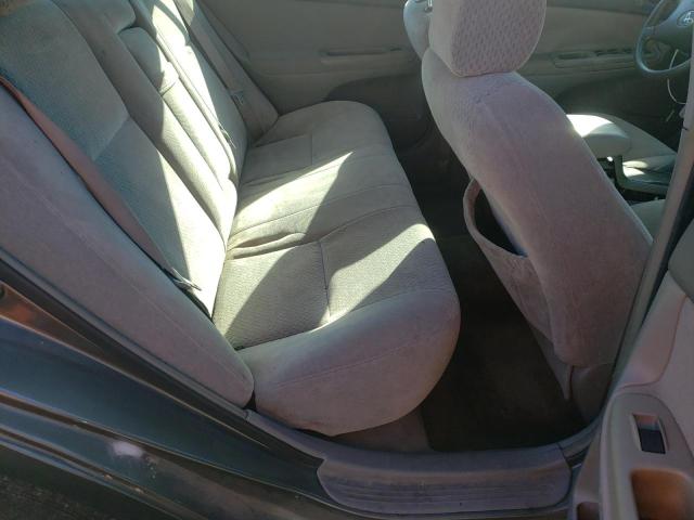 Photo 6 from auction – 2004 TOYOTA CAMERY with VIN 4T1BE32K34U881264