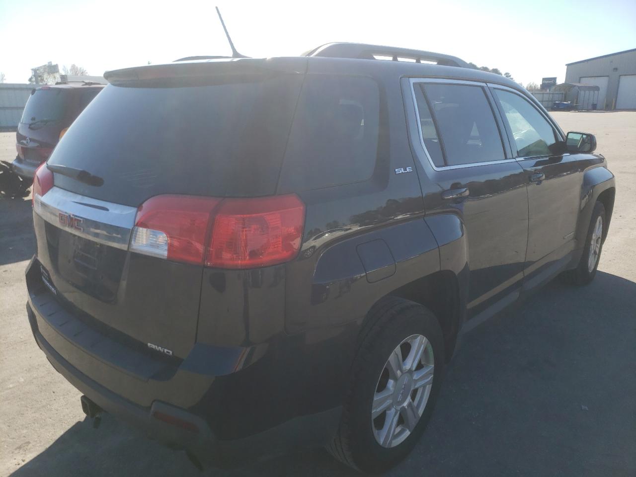 Photo 4 from auction – 2014 GMC TERRAIN SL with VIN 2GKFLWE32E6323167