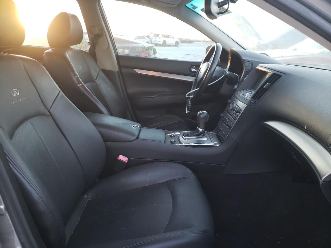 Photo 5 from auction – 2010 INFINITI G37 BASE with VIN JN1CV6AP3AM403464