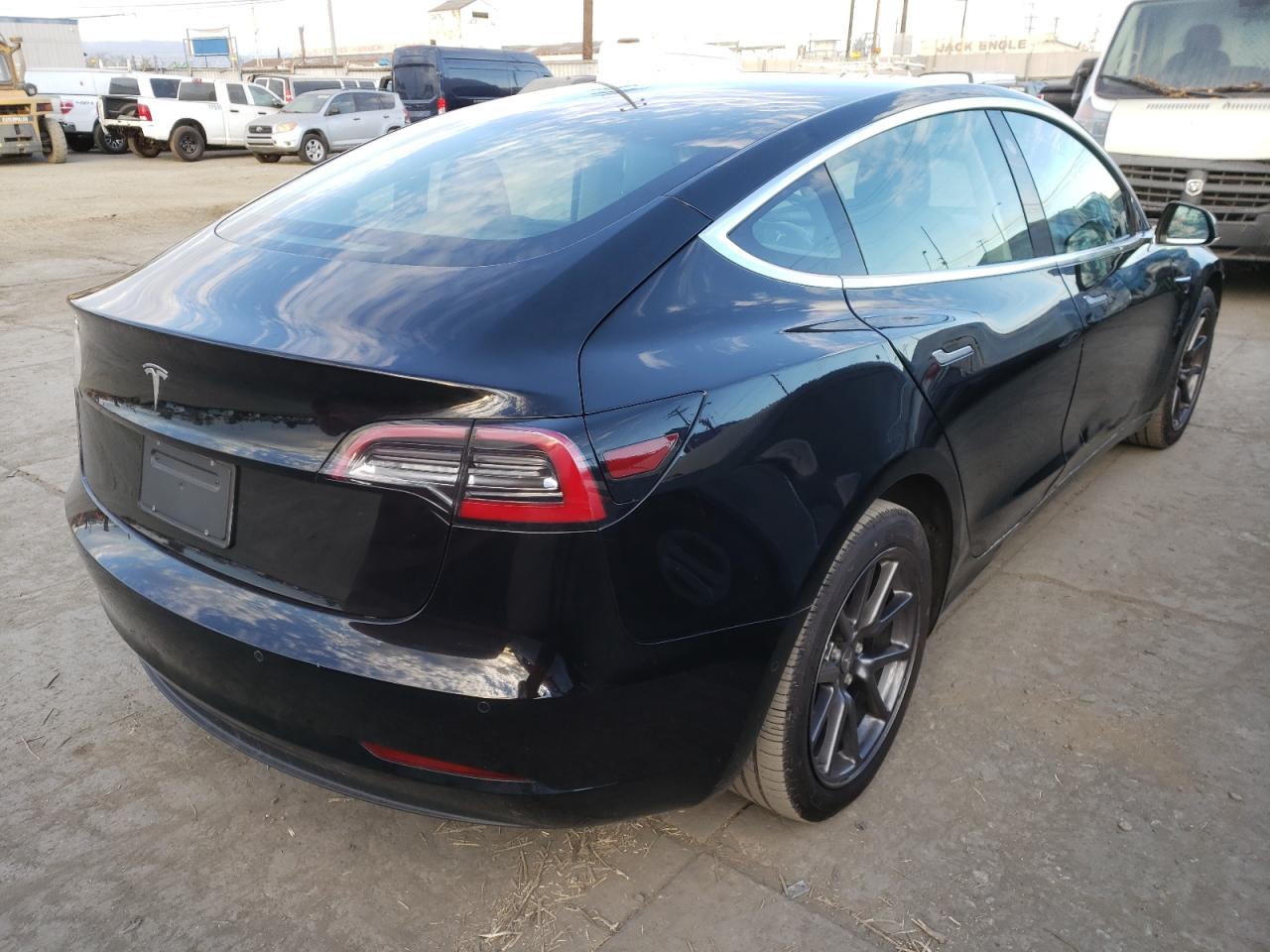 Photo 4 from auction – 2019 TESLA MODEL 3 with VIN 5YJ3E1EA9KF394950