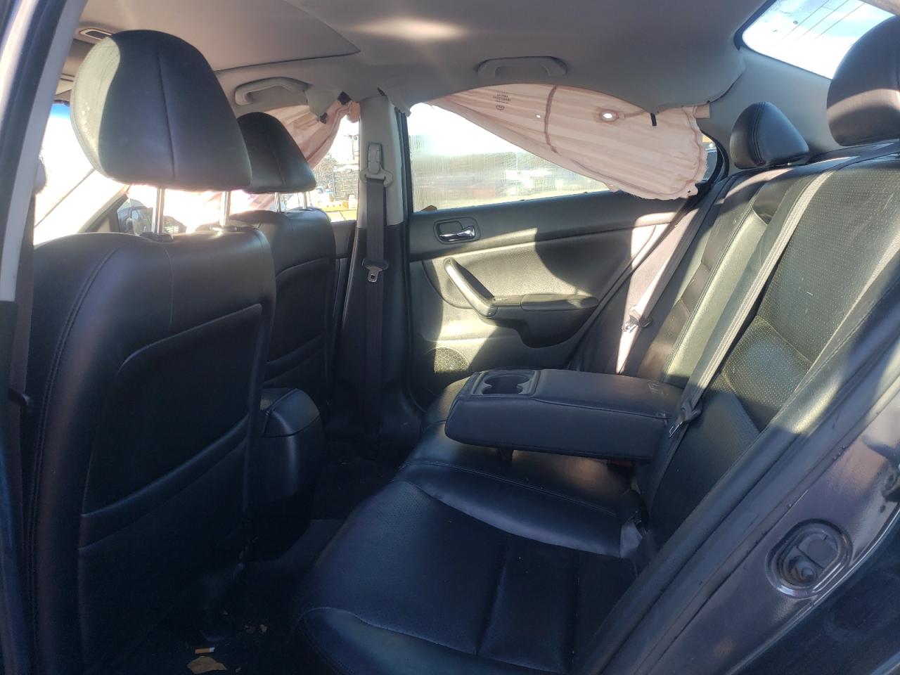 Photo 6 from auction – 2004 ACURA TSX with VIN JH4CL96844C027341