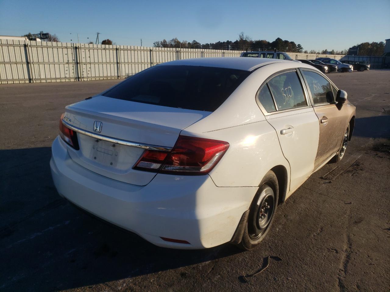Photo 4 from auction – 2014 HONDA CIVIC LX with VIN 2HGFB2F52EH528713