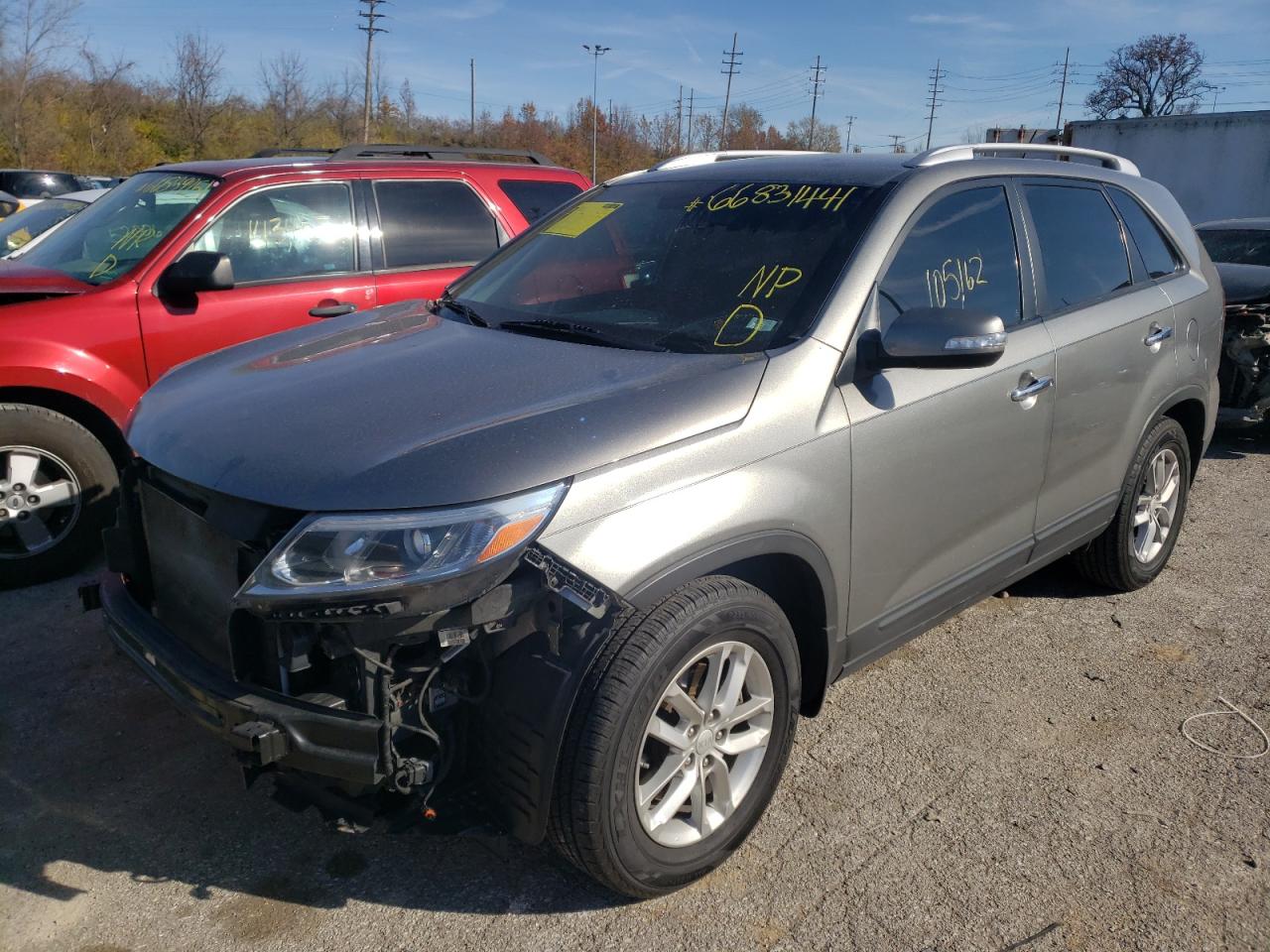 Photo 2 from auction – 2014 KIA SORENTO LX with VIN 5XYKT3A64EG506243